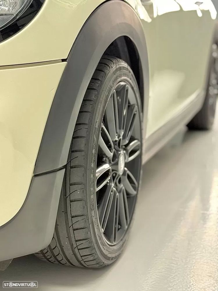 MINI 3 Portas One D - 7