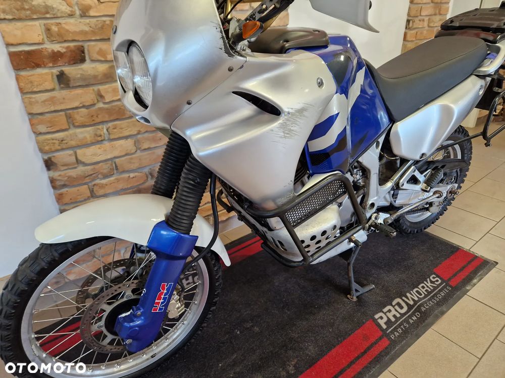 Honda XRV - 28