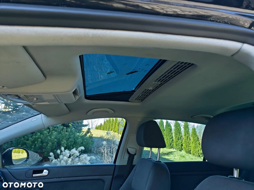 Volkswagen Golf Plus 1.6 FSI Tour Edition - 10