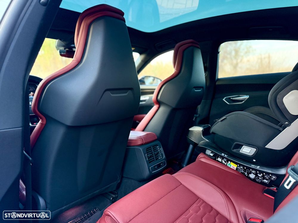 Audi e-tron GT RS quattro - 19