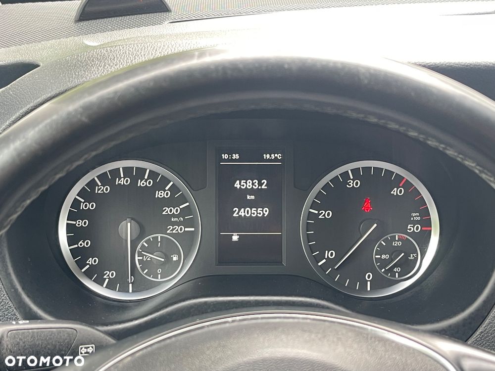 Mercedes-Benz Vito - 6