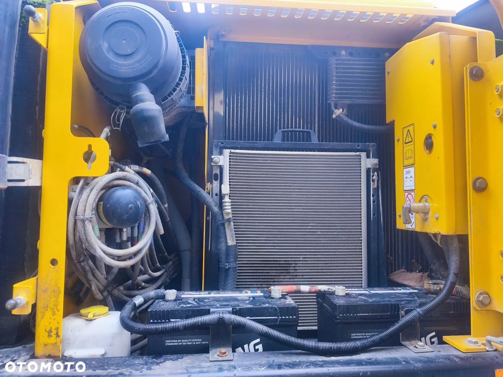 JCB JS145 - 8