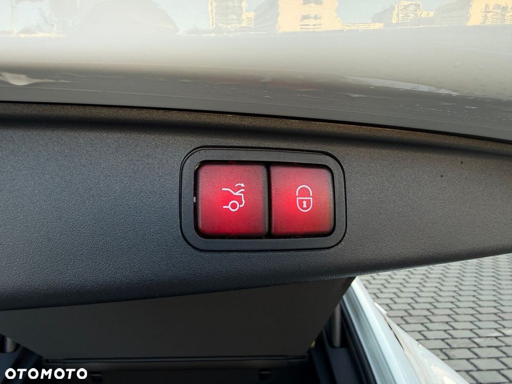 Mercedes-Benz AMG GT 55 4MATIC+ - 35