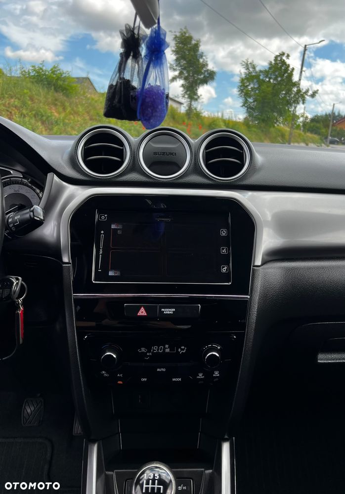 Suzuki Vitara 1.4 Boosterjet SHVS Premium 4WD - 7
