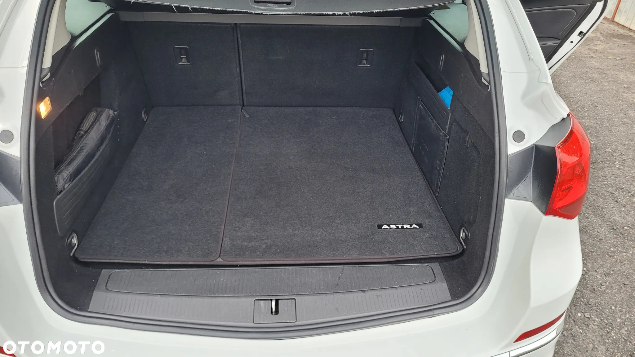 Opel Astra IV 1.4 T Sport - 15