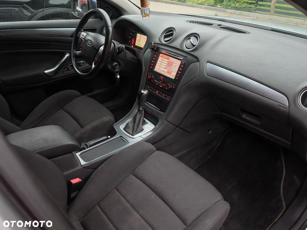 Ford Mondeo 2.0 TDCi Titanium - 6