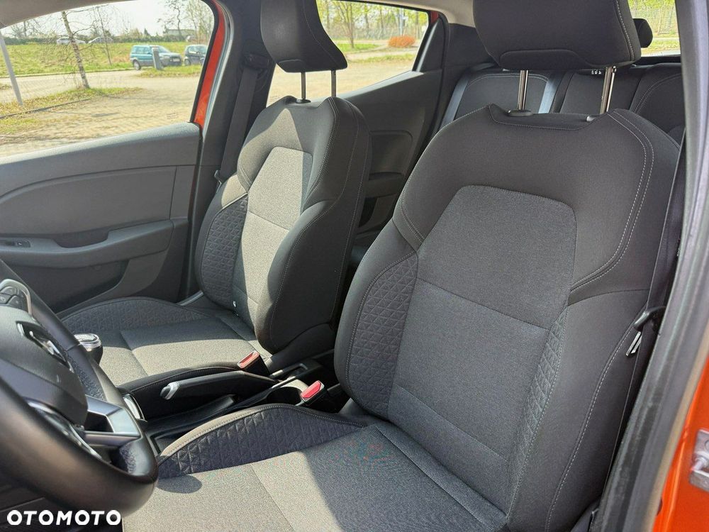 Renault Clio - 19