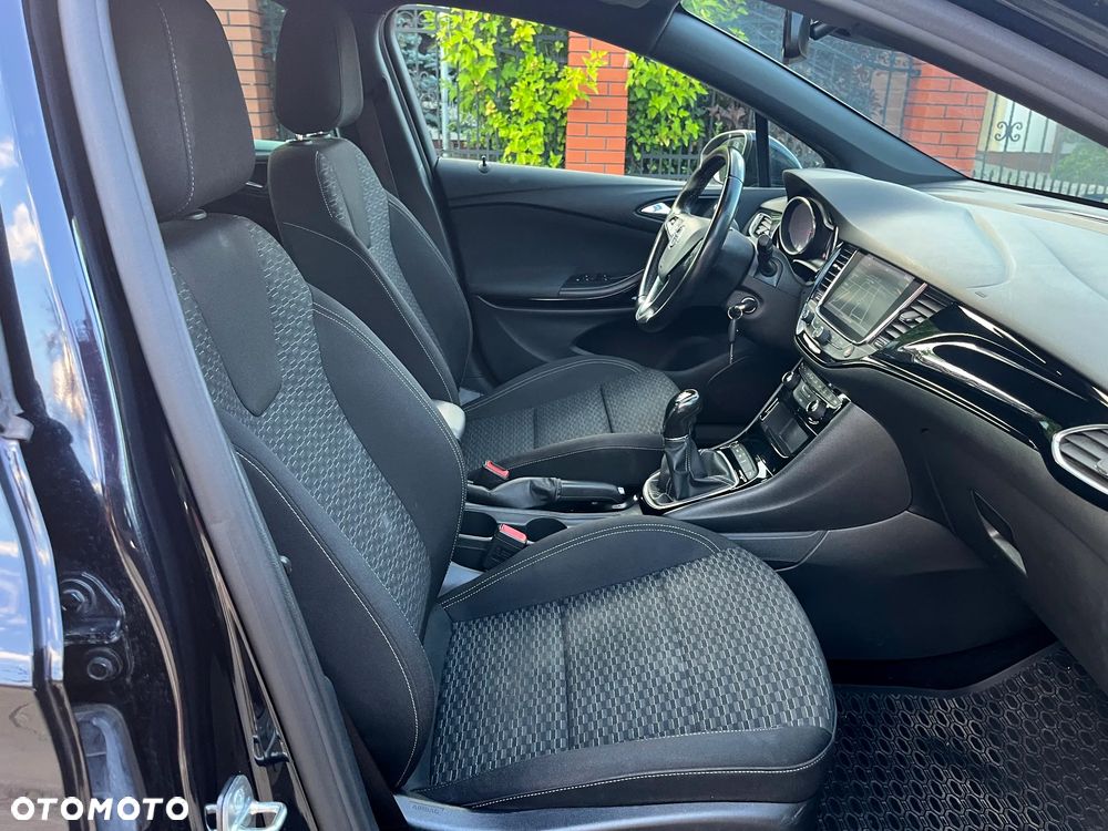 Opel Astra 1.6 T GPF Dynamic S&S - 11