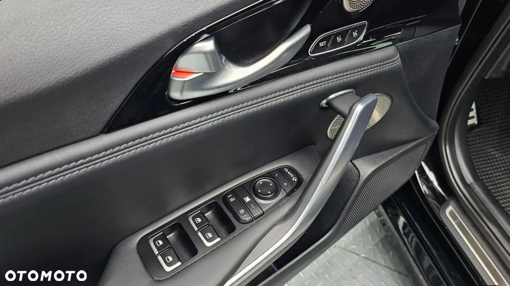 Kia Stinger 2.0 T-GDI L - 8