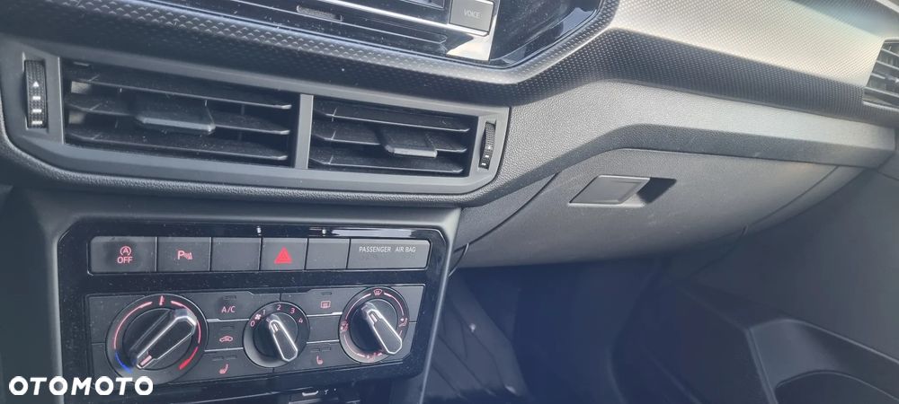 Volkswagen T-Cross 1.0 TSI Life DSG - 7