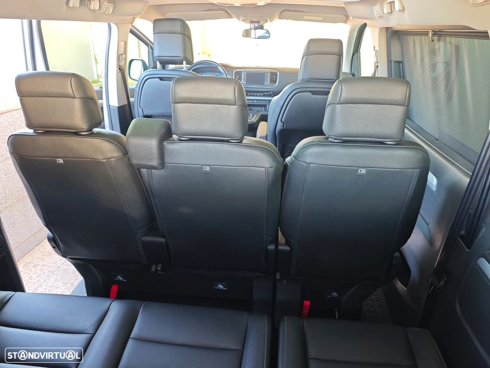 Peugeot e-Traveller L3 (50kWh) Business VIP - 48