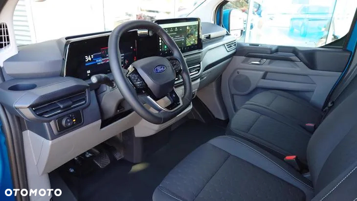 Ford Transit E-Custom - 23