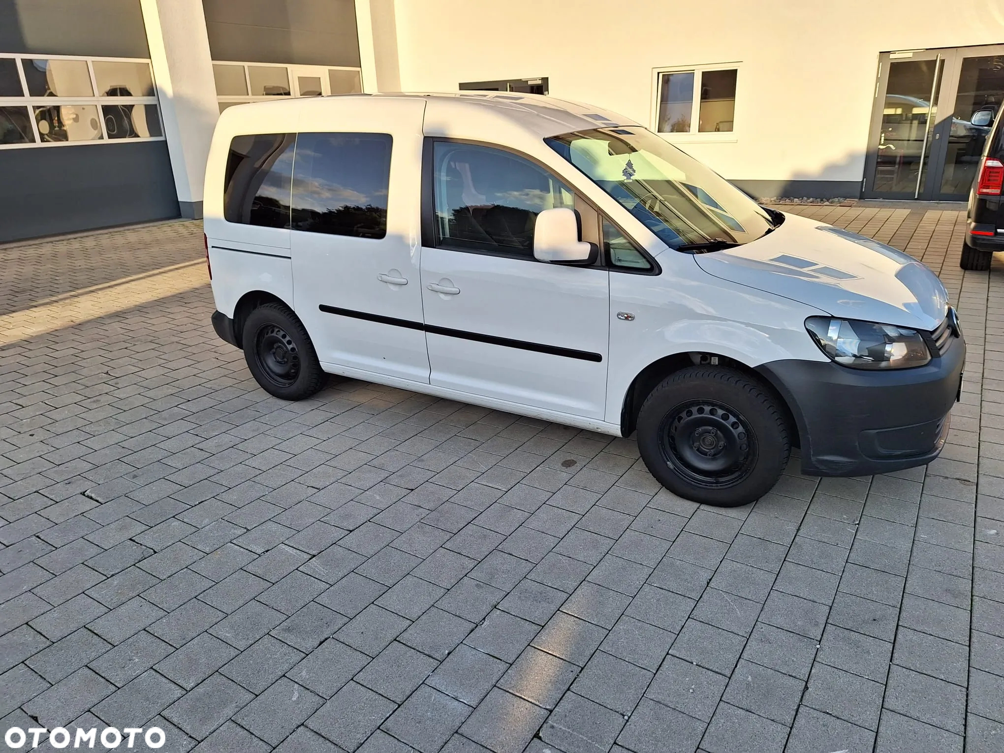 Volkswagen Caddy 1.6 TDI Comfortline - 3