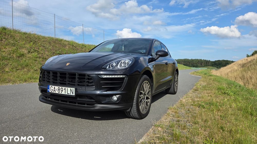Porsche Macan - 1