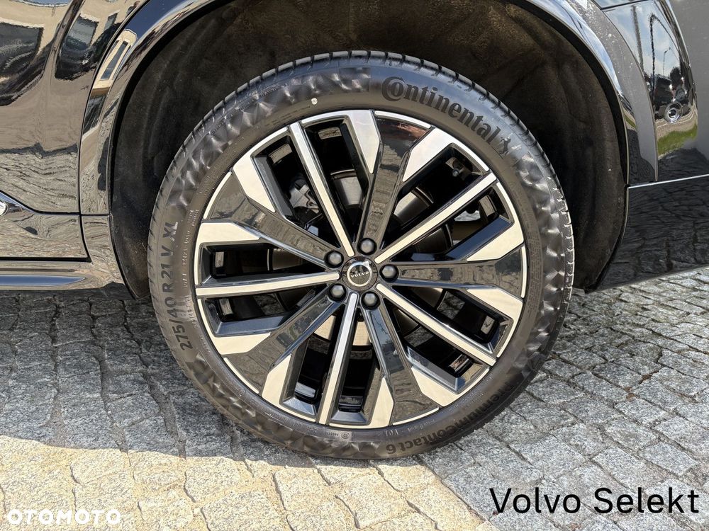 Volvo XC 90 - 9