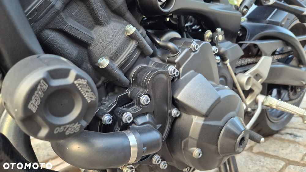 Yamaha XSR - 26