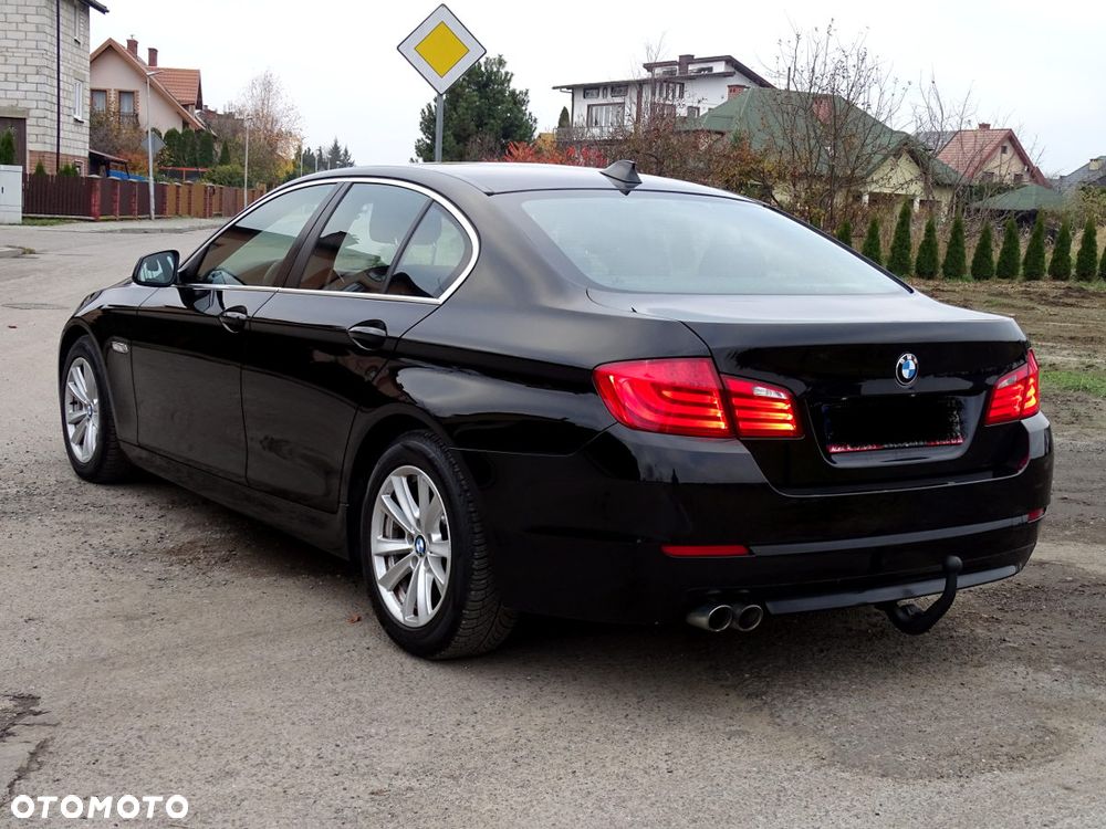 BMW Seria 5 520d - 8