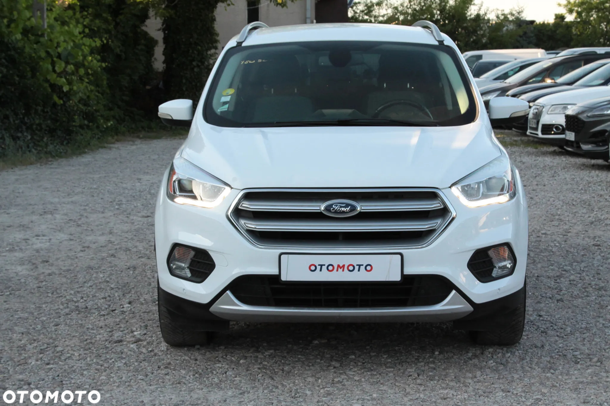 Ford Kuga 2.0 TDCi 2x4 ST-Line - 4