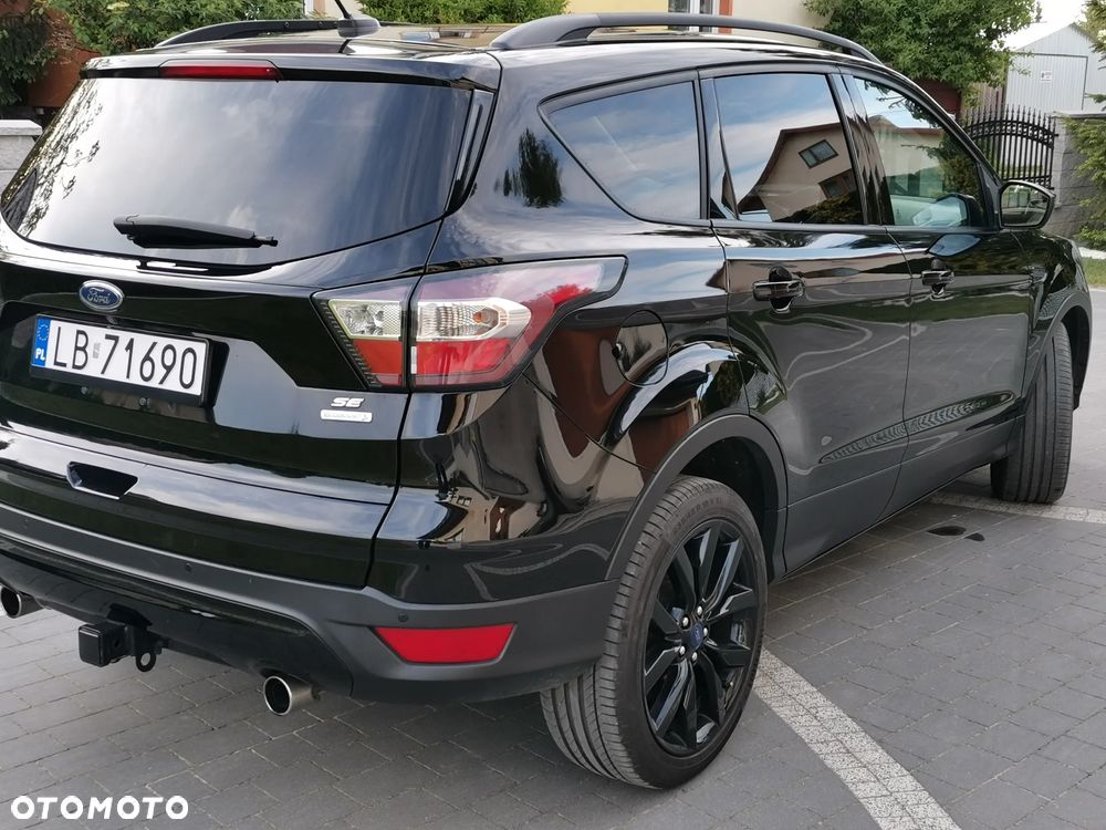 Ford Escape 2.0 EcoBoost AWD Titanium - 6