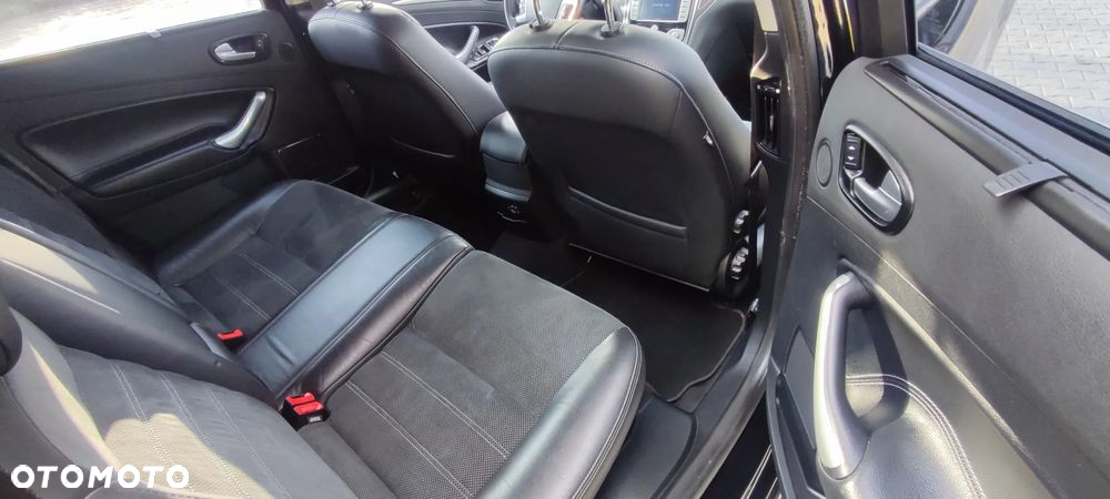 Ford Mondeo - 18