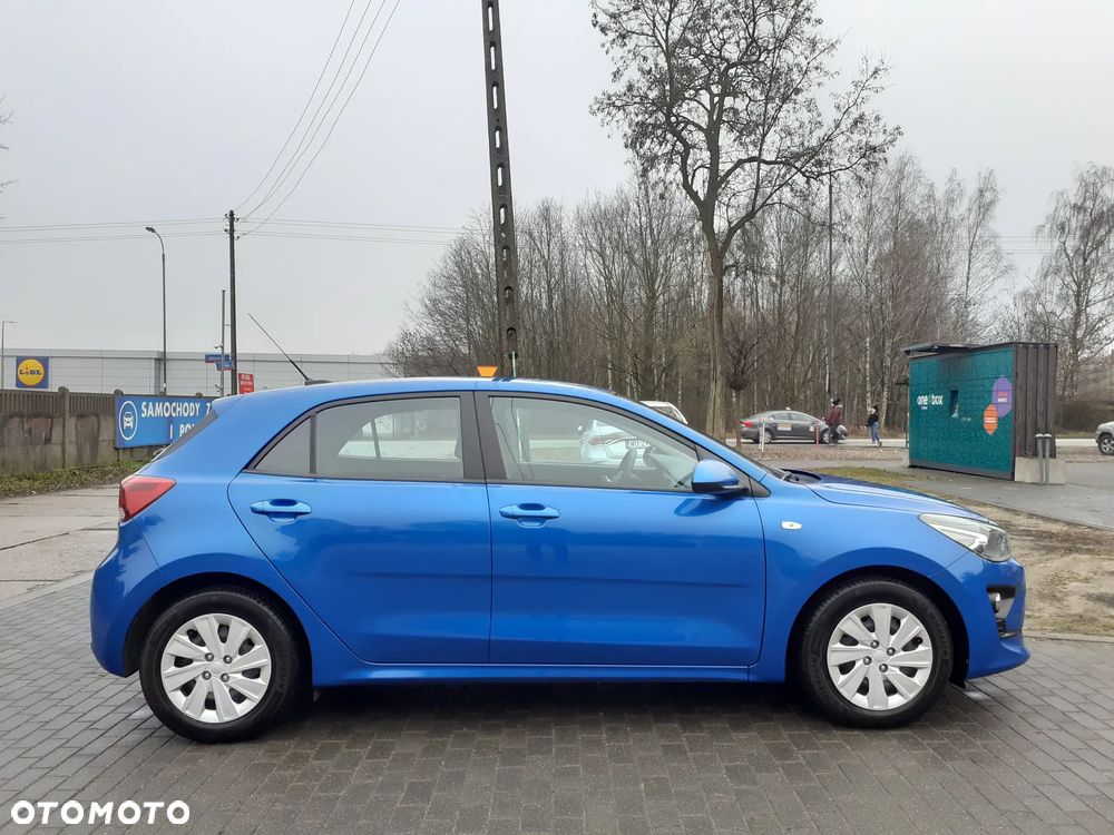 Kia Rio - 6