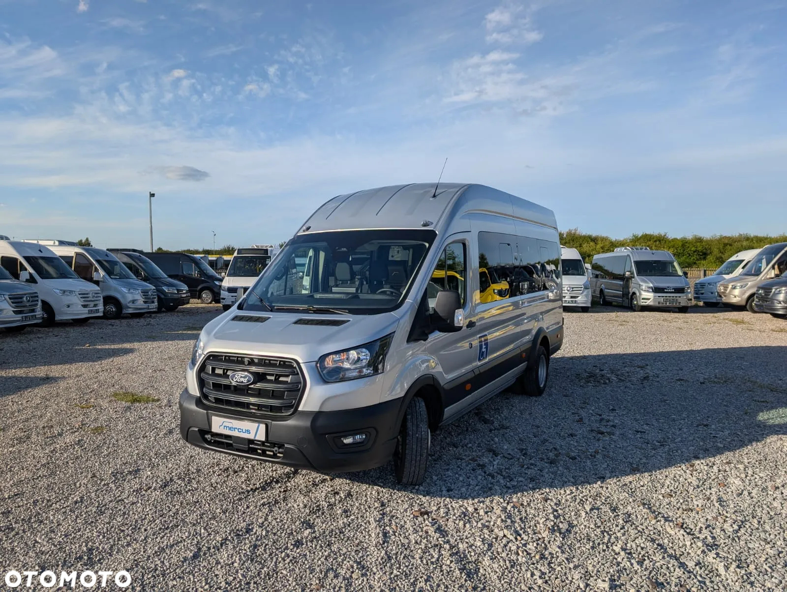 Ford Transit - 12