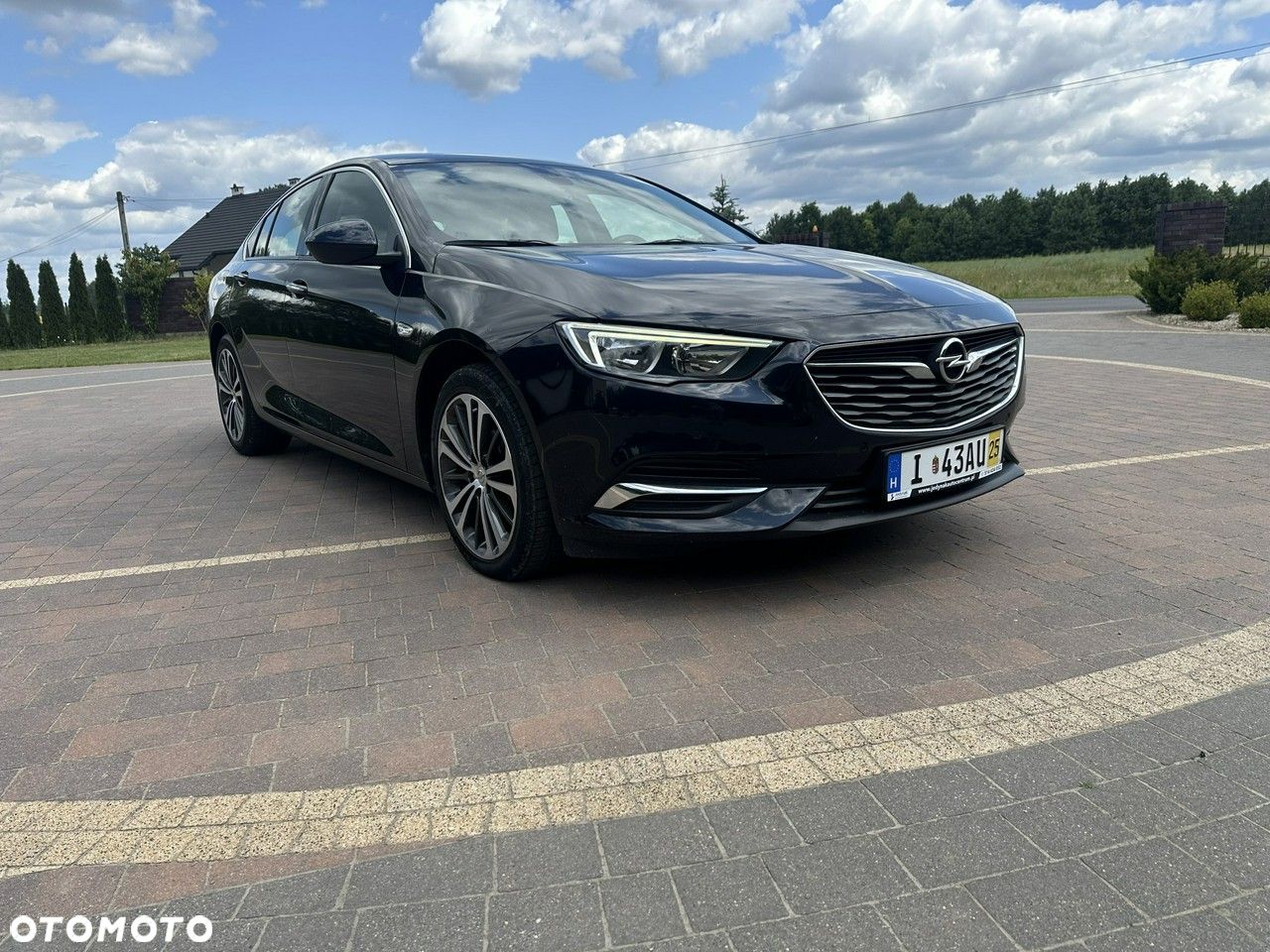 Opel Insignia - 1