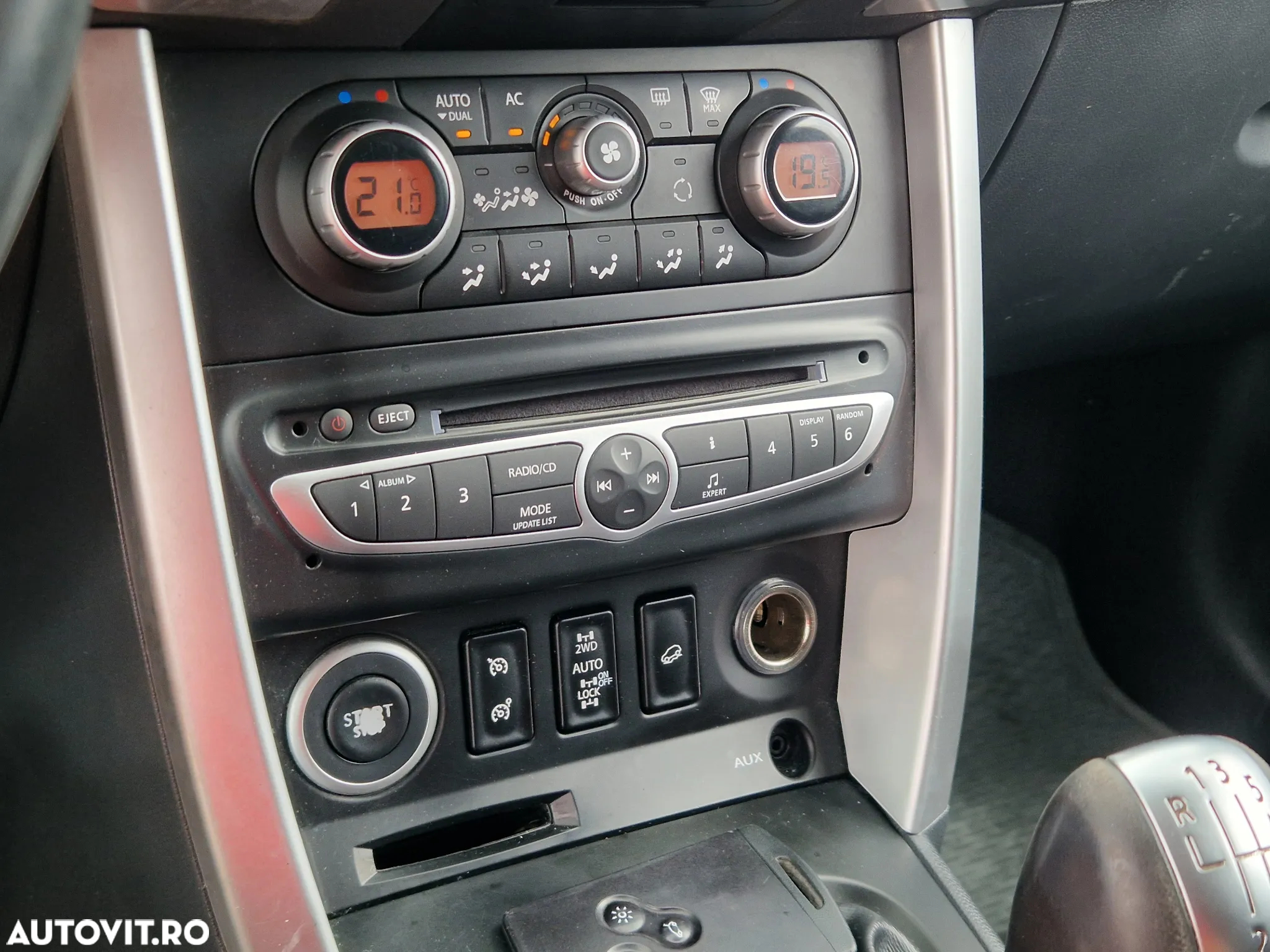 Renault Koleos 2.0 dCI 4X4 Privilege - 25