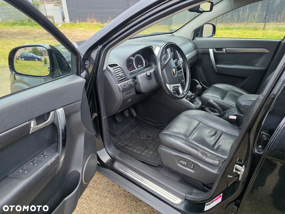 Chevrolet Captiva 2.0 d LT base 5os - 9