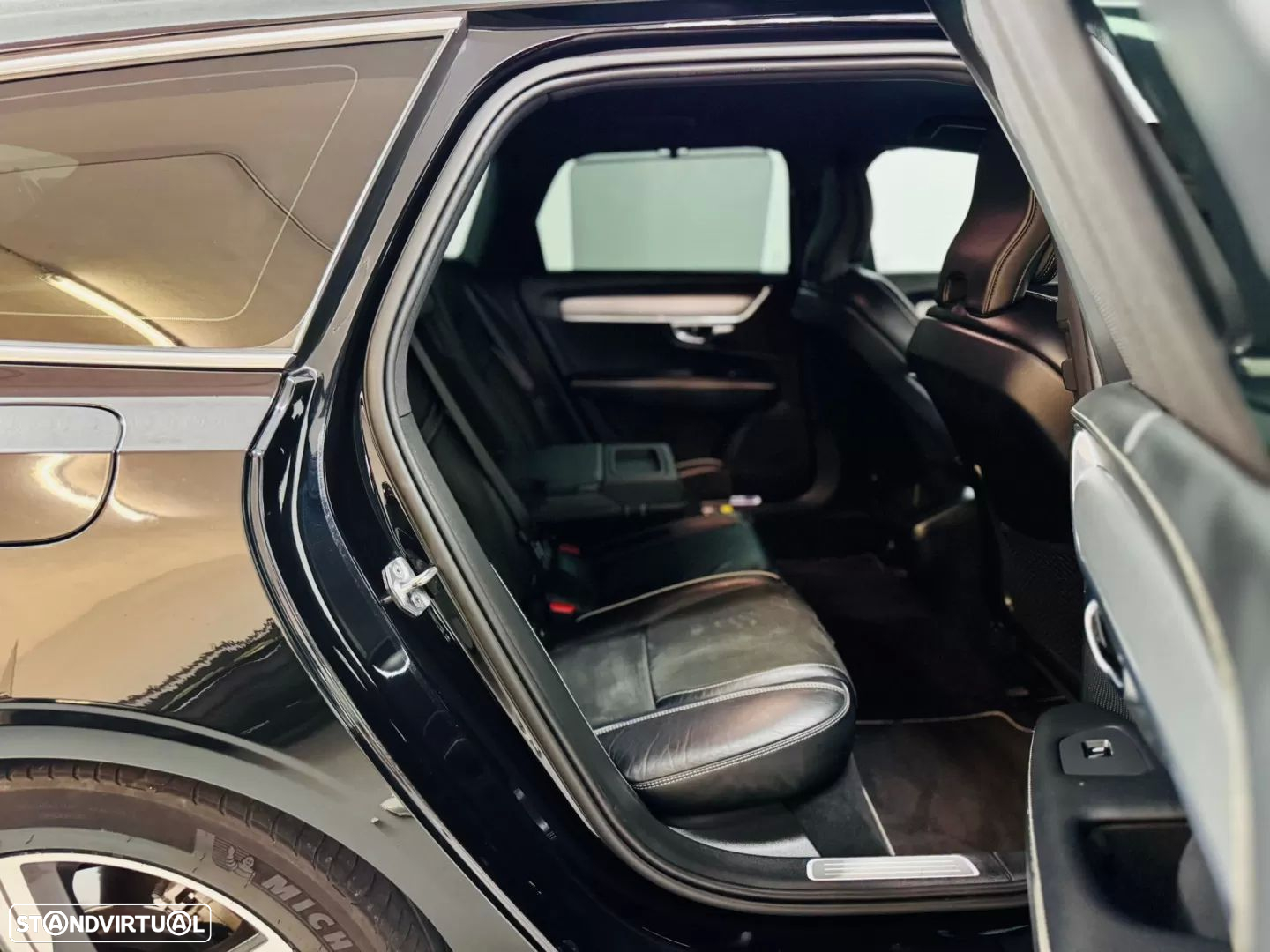Volvo V90 2.0 D4 R-Design Geartronic - 47