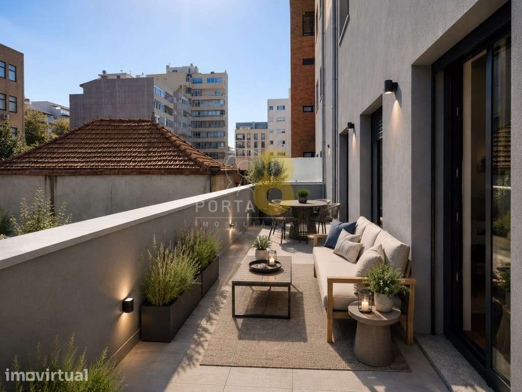 Apartamento T3 em Matosinhos, com 2 varandas, lugar de garagem e ar... - Grande imagem: 4/24