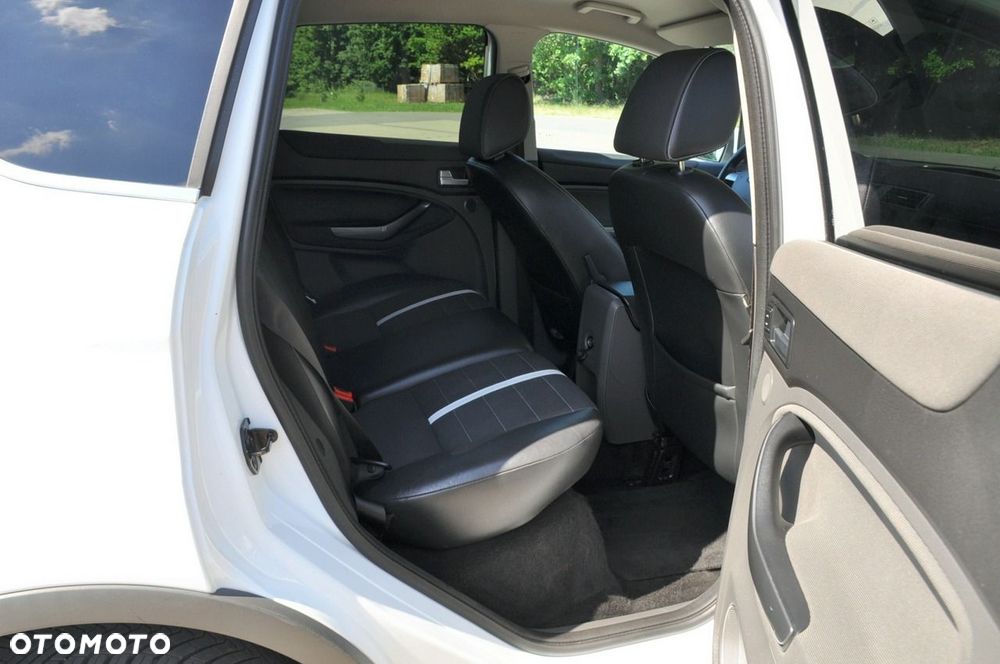 Ford Kuga - 19