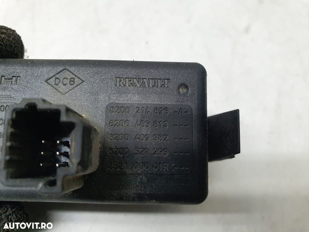 Buton avarie 8200214896a Renault Scenic 3 - 3