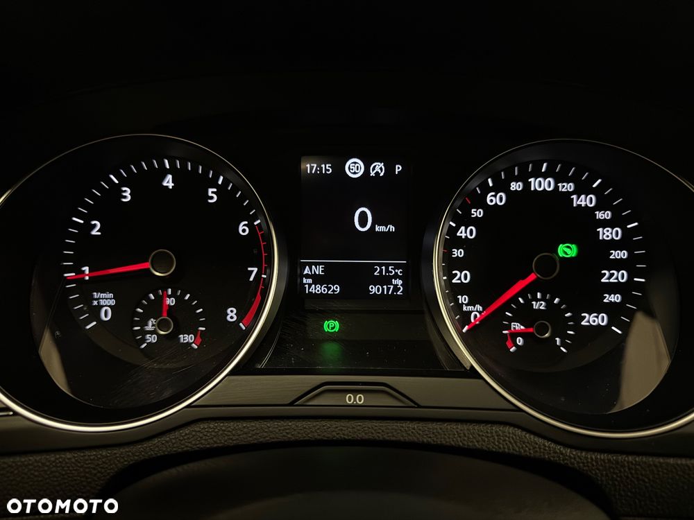 Volkswagen Passat 1.5 TSI EVO Essence DSG - 35