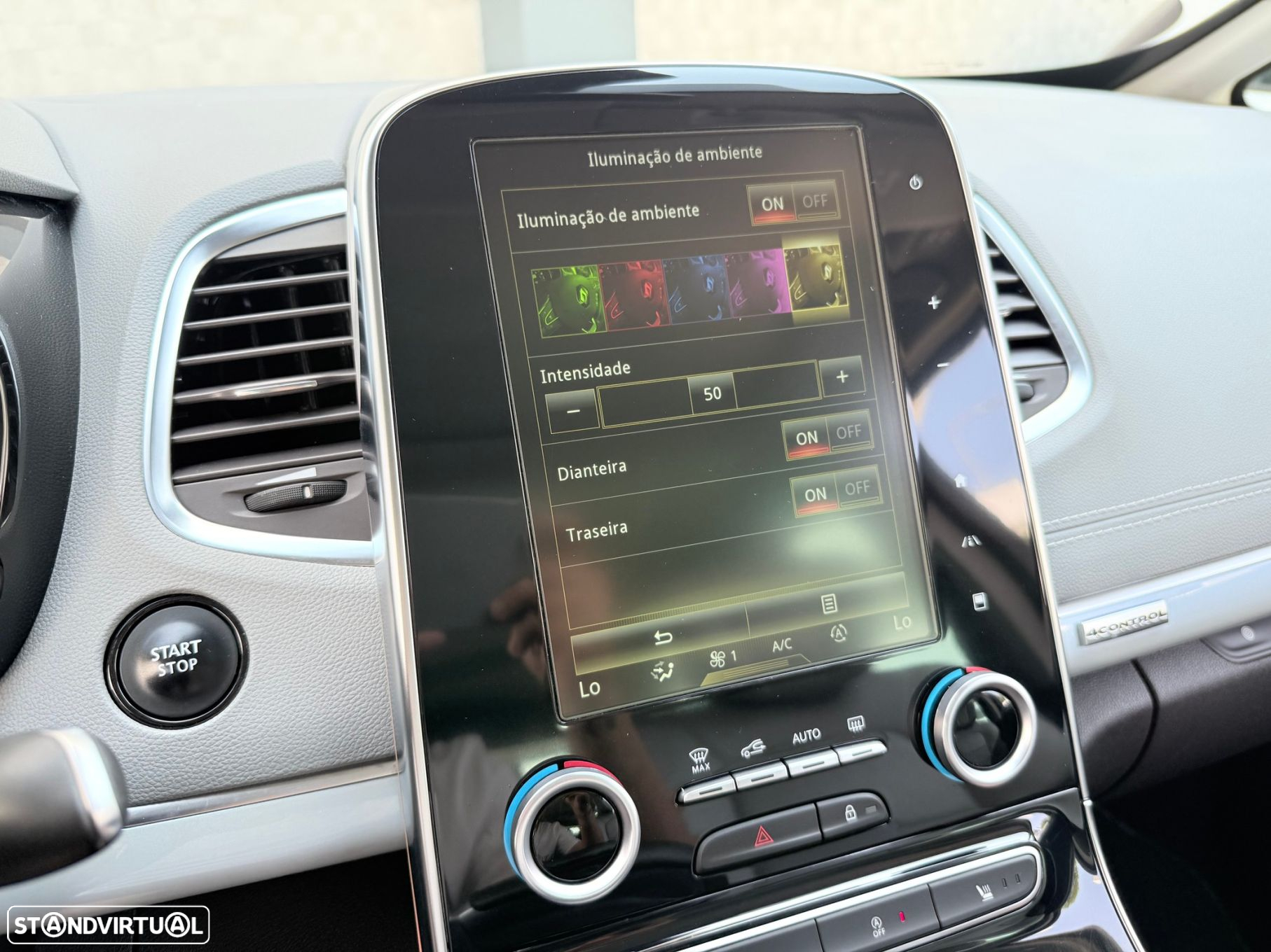 Renault Espace 1.6 dCi Initiale Paris EDC - 26