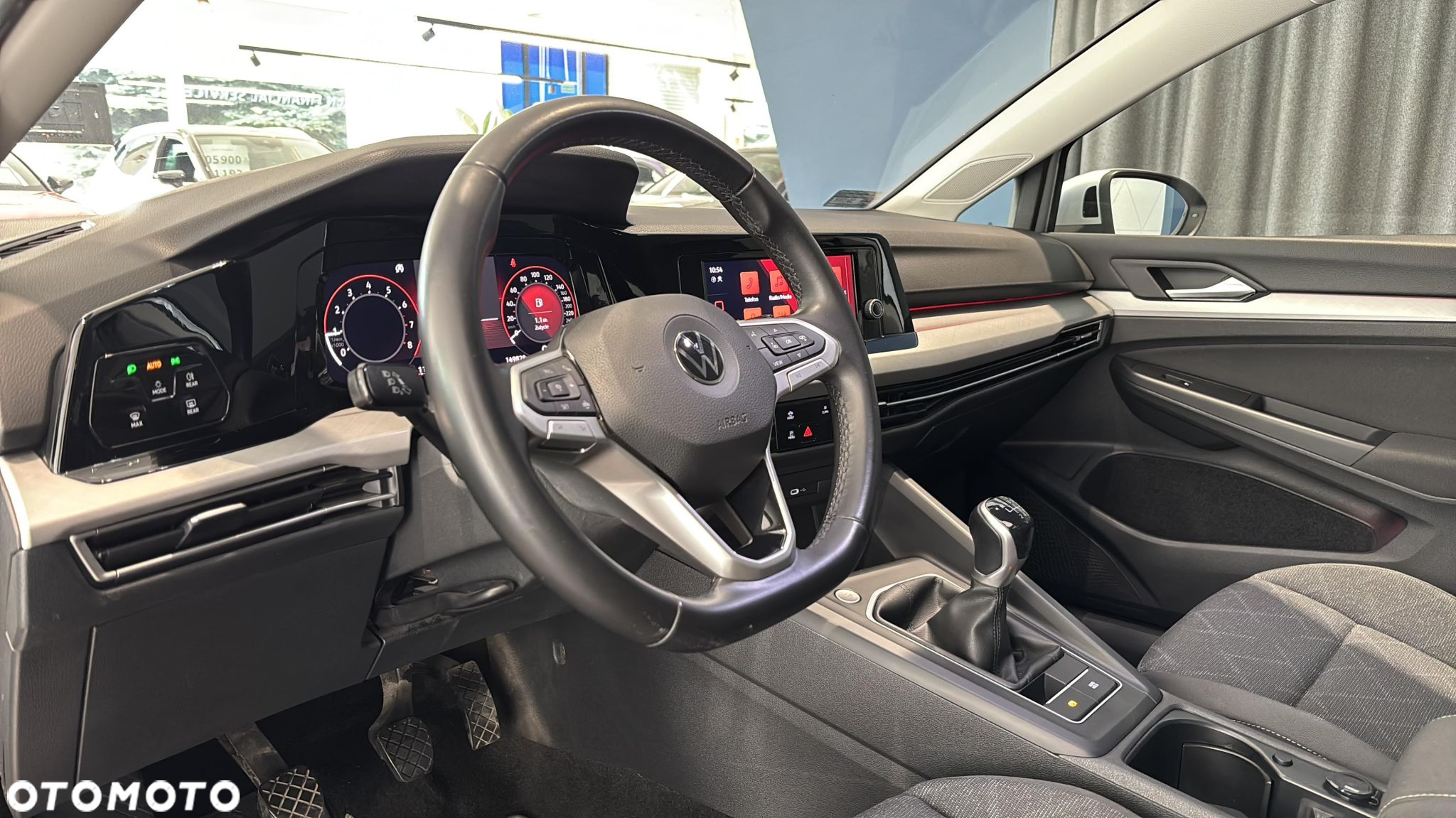 Volkswagen Golf VIII 1.5 TSI EVO Life - 9