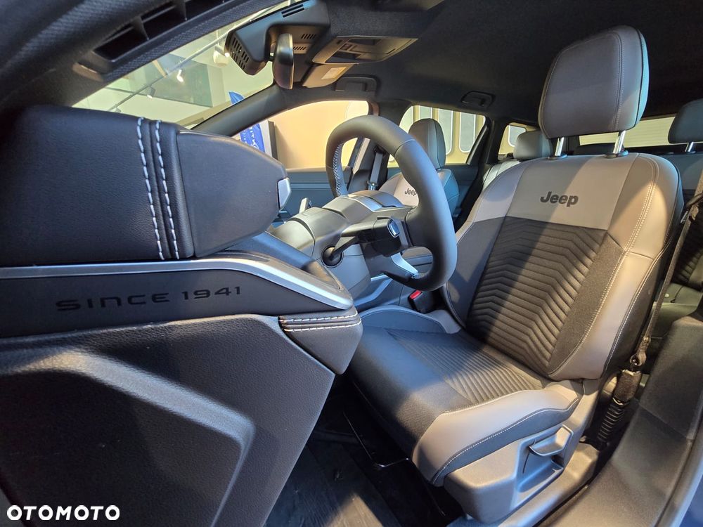 Jeep Compass 73.7kWh Standard Range Altitude FWD - 14