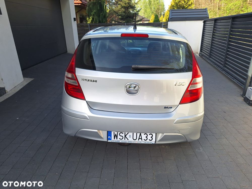 Hyundai i30 1.6 CRDi blue Classic - 8