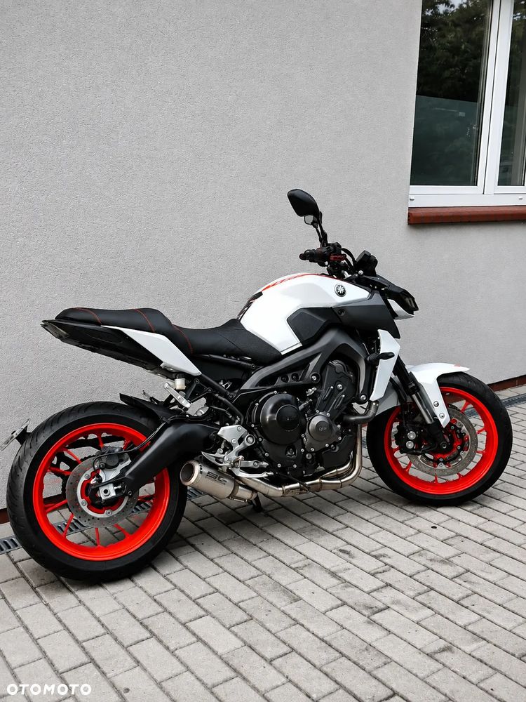 Yamaha MT - 3