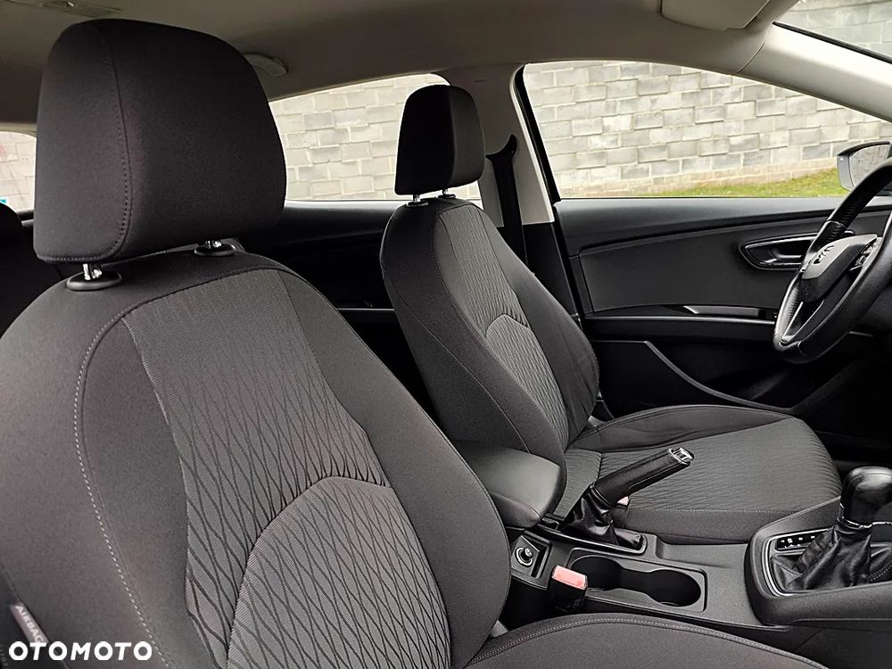 Seat Leon 2.0 TDI DPF DSG Xcellence - 25