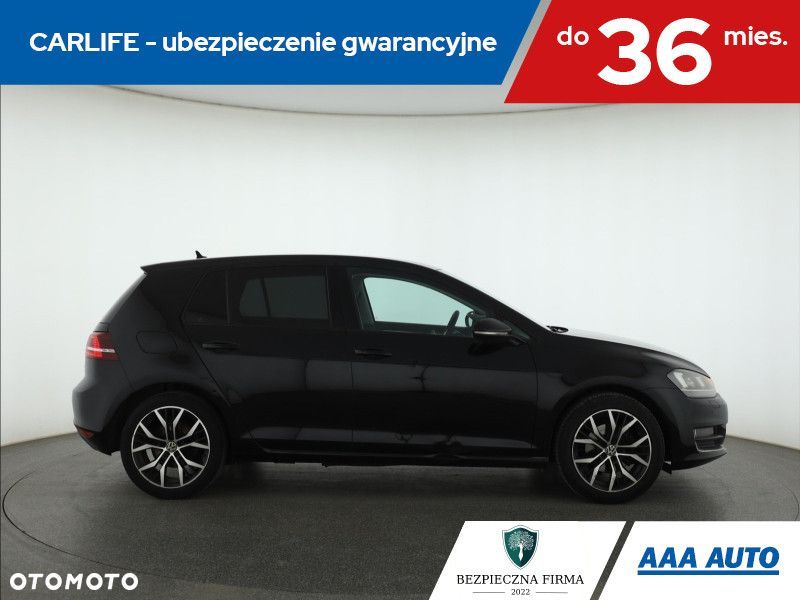 Volkswagen Golf - 8