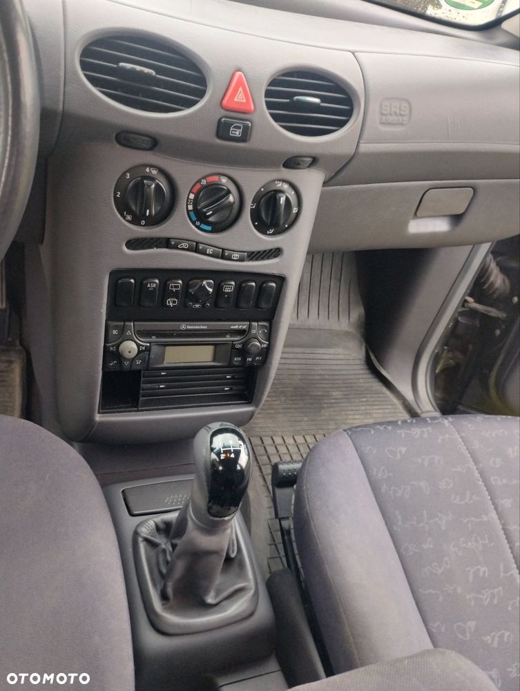 Mercedes-Benz Klasa A 160 Elegance - 4
