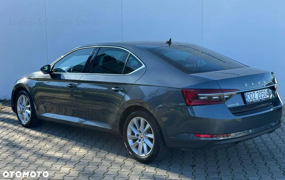 Skoda Superb 2.0 TSI Style DSG - 4