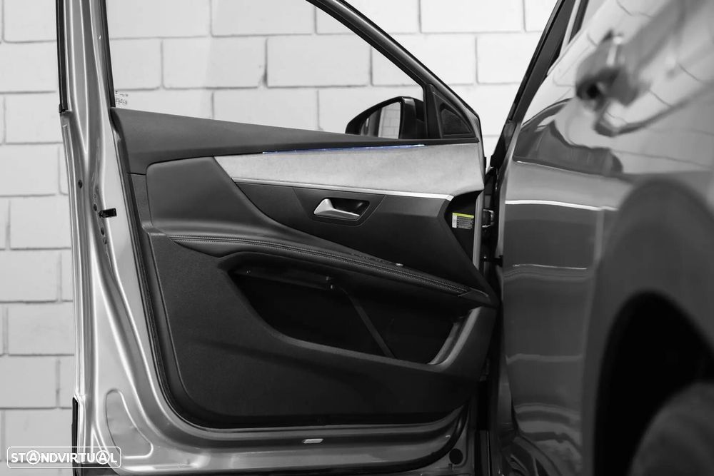 Peugeot 3008 1.6 Hybrid GT e-EAT8 - 22