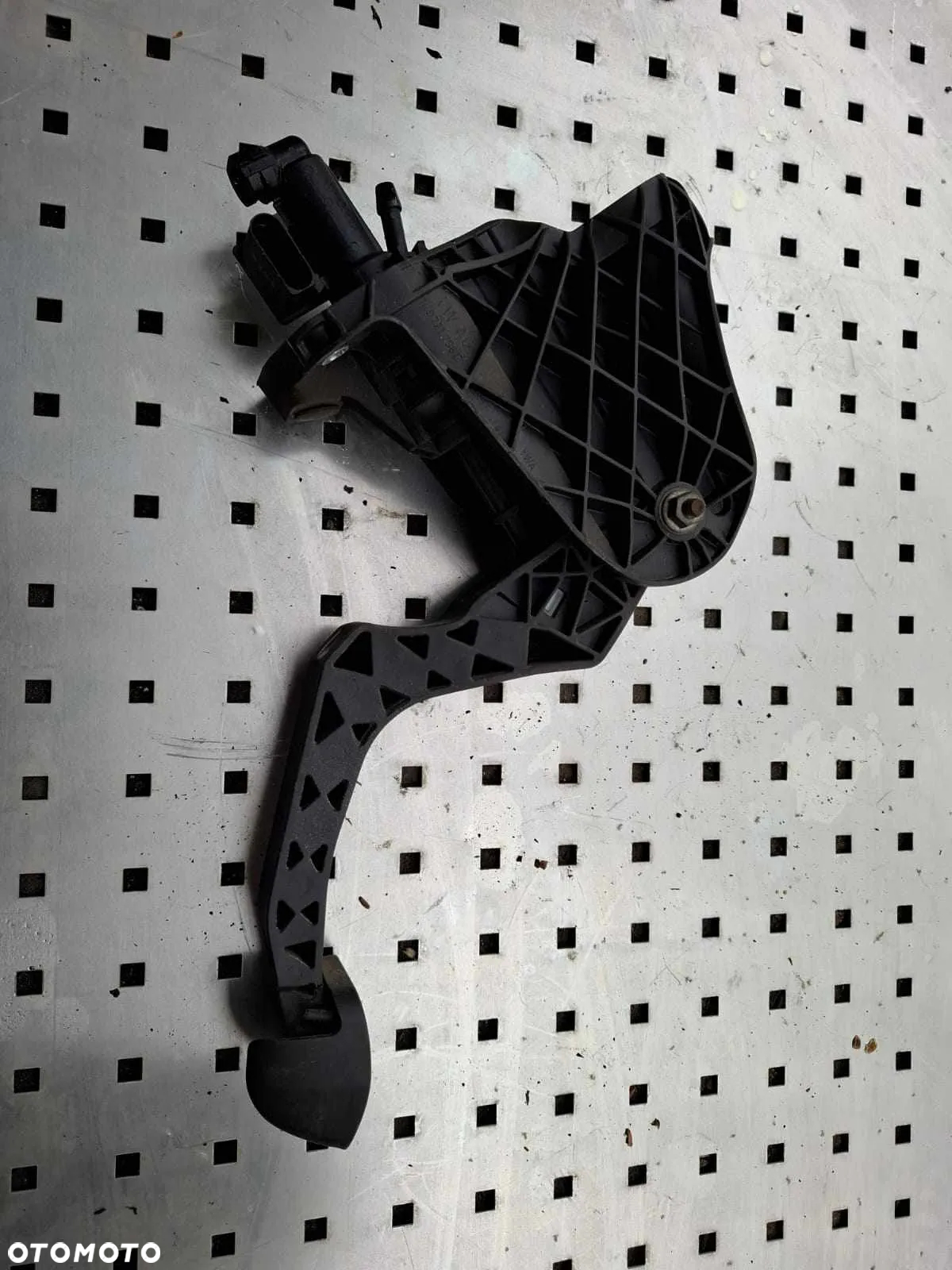 PEDAŁ SPRZĘGŁA POMPKA AUDI A3 8P 8P0 VW GOLF V VI 1K0721796E - 2