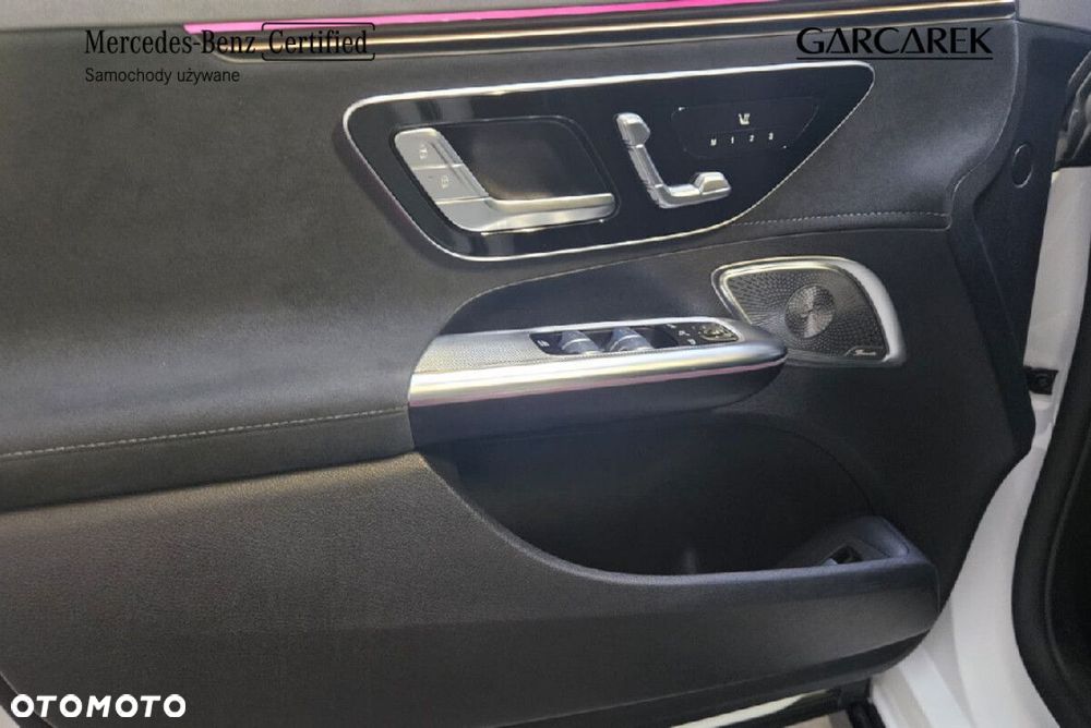 Mercedes-Benz EQE - 28