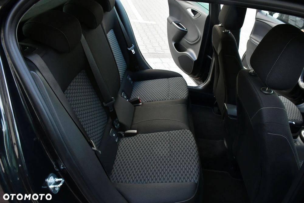 Opel Astra V 1.4 T Enjoy - 38