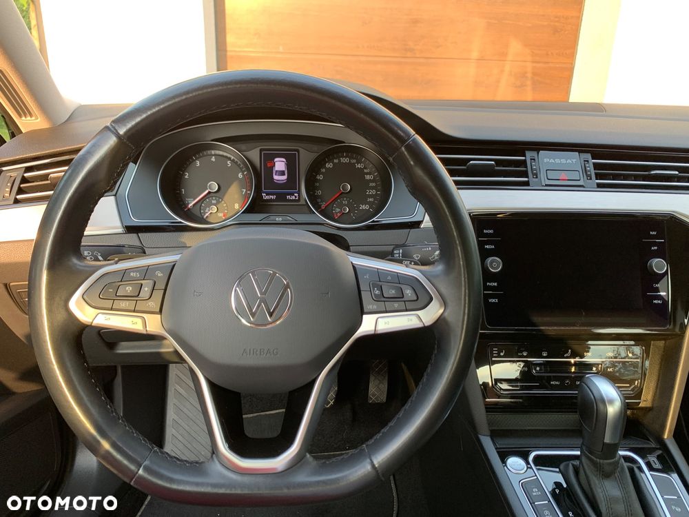Volkswagen Passat 1.5 TSI EVO Elegance DSG - 12