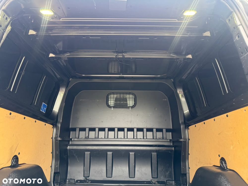 Ford Transit Custom 310 L2H1 Limited - 29