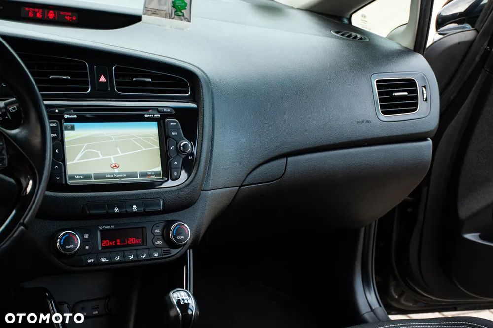 Kia Ceed 1.6 GDI Vision - 29